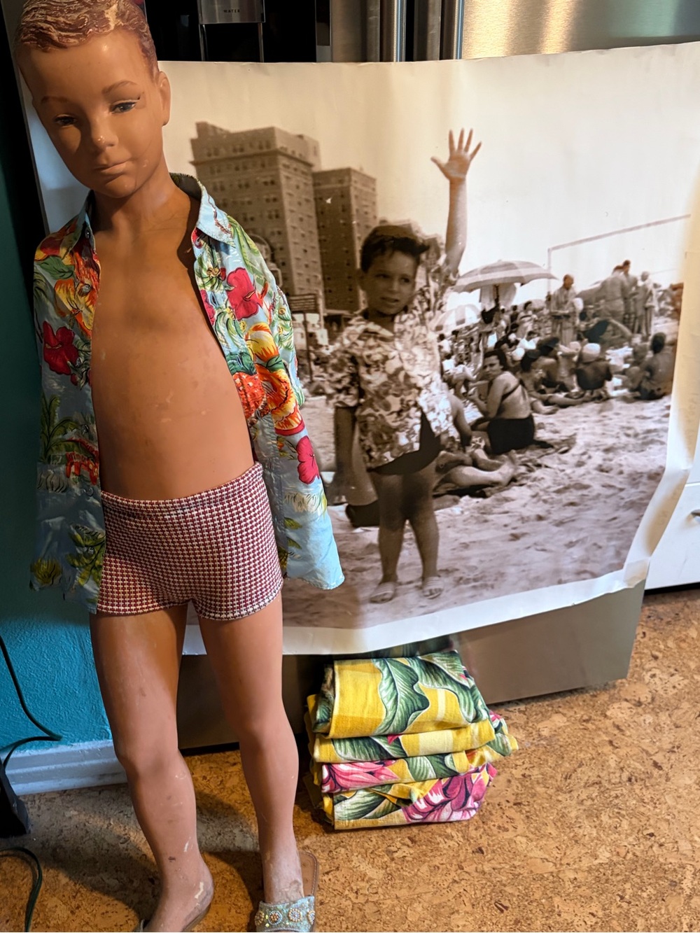 1950’s store stock Kids boys Houndstooth Swim Shorts - red/White